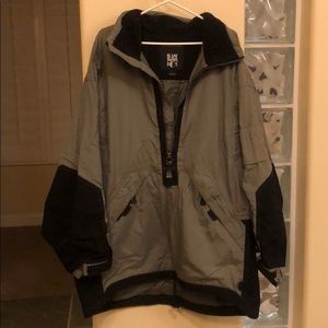Poncho style ski/snowboard pullover jacket